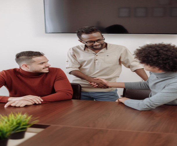 Pénurie de main-d’œuvre qualifiée : l’atout stratégique du recrutement européen européen